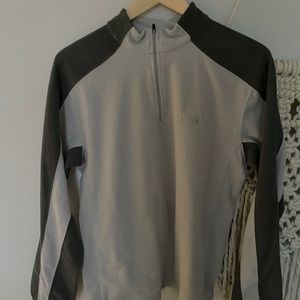 Gray North Face Mens Pullover
